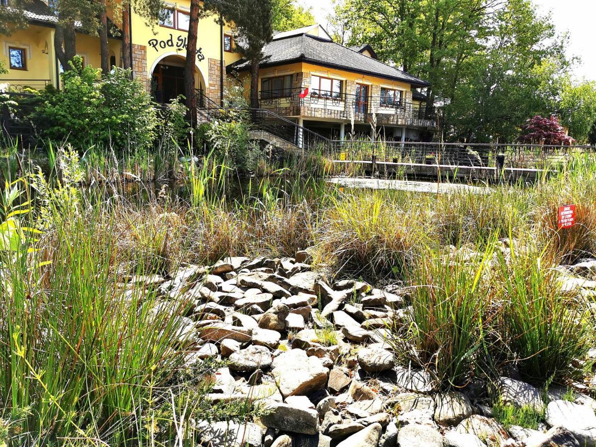Hotel I Restauracja Pod Skala Jaslo Exterior photo